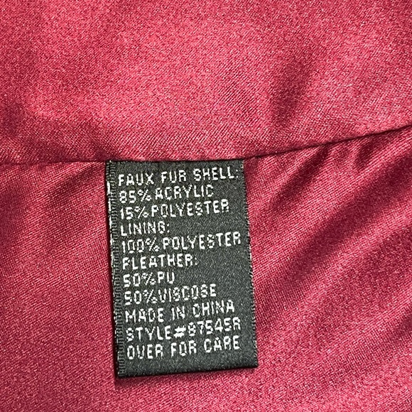 VIA SPIGA 2001 collection - black Faux Fur vest lined with burgundy sateen- med - Picture 8 of 8